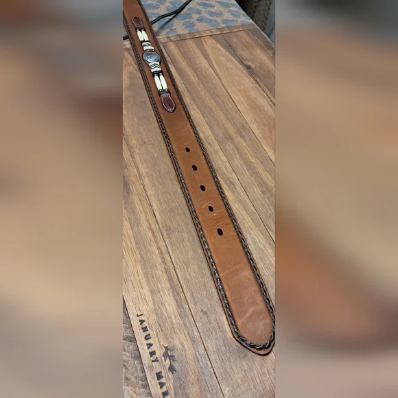 43" Beaded Leather Orvis Belt - Picture 8 of 10